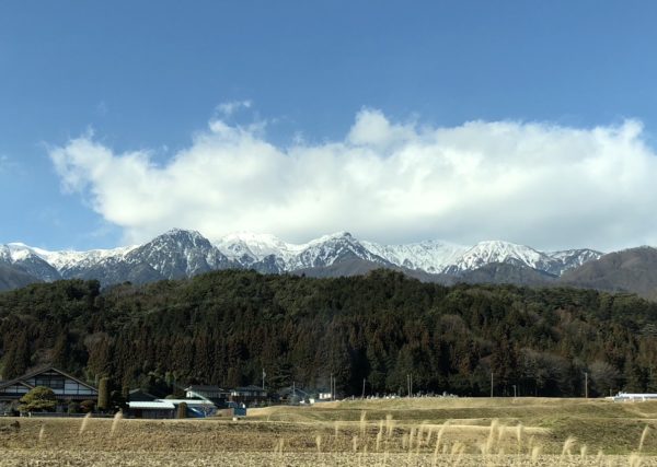 Das Kiso-Komagatake-Massiv im Dezember