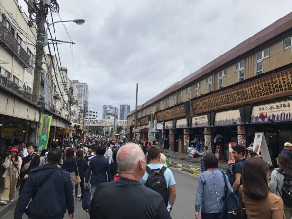 Besucherhorden in Tsukiji