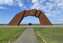 Nemuro – Wo Japan endet und Russland beginnt Denkmal am Kap Nosappu auf der Nemuro-Halbinsel