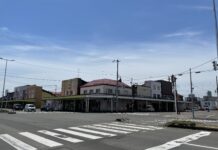 Nayoro – kälteste Stadt Japans und Zentrum der Mochiproduktion Nayoro: Das Stadtzentrum hat ein bisschen Wildwestflair