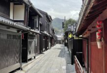 Obama – Hafenstadt mit historischem Zentrum und einem ungewöhnlichen Namensvetter Historisches Asuka-Viertel in Obama, Fukui