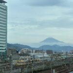 Der Fuji-san, vom Bahnhof Higashi-Shizuoka aus gesehen